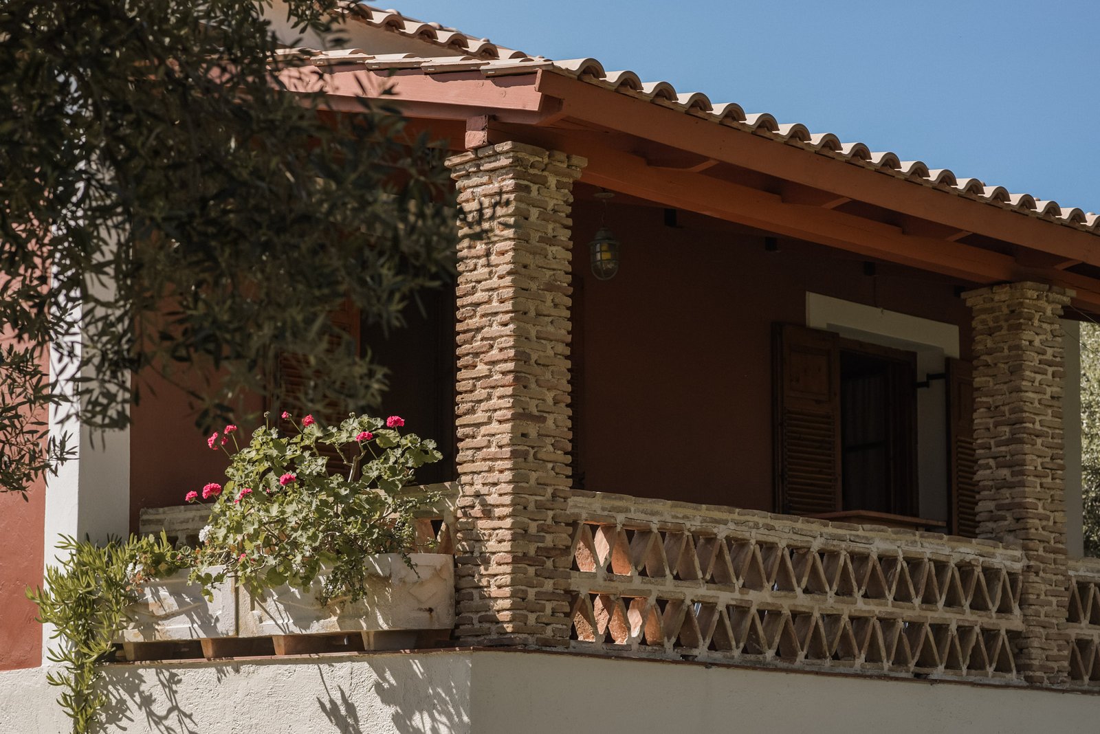 Villa Irini - Rear Veranda - Lithies Organic Farm